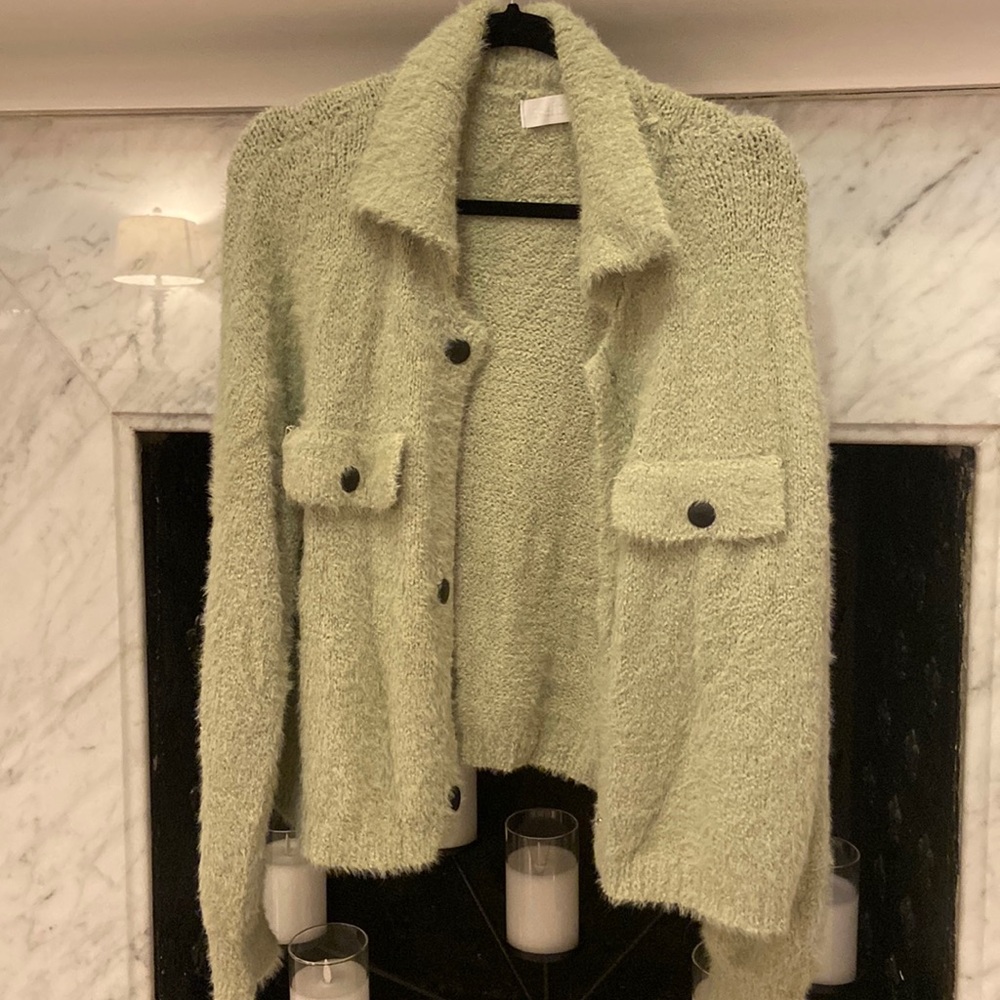 Women’s ISALIS mint green cardigan sweater button up with black buttons. Size M